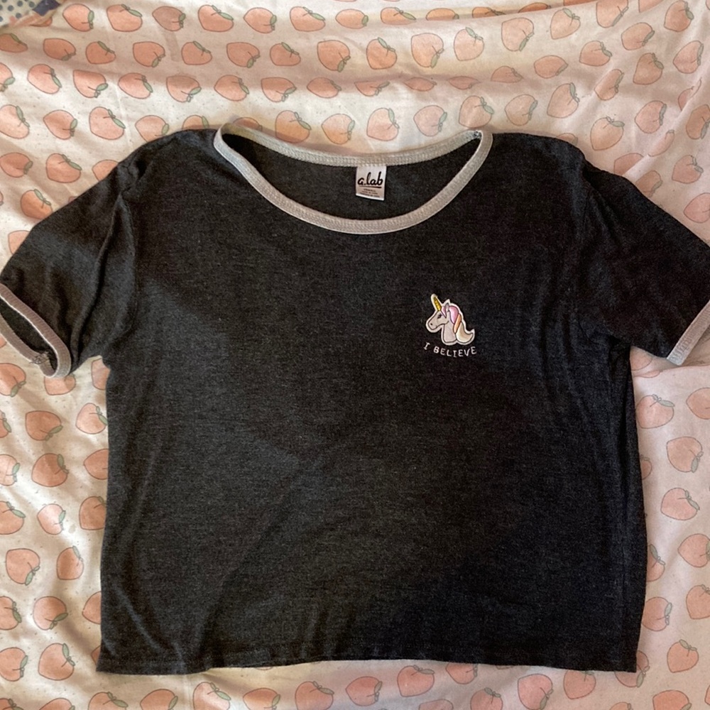 Unicorn crop tee